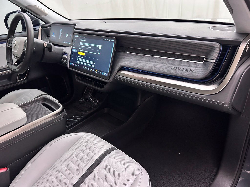 Used 2024 Rivian R1S Adventure Dual AWD/4WD image 21