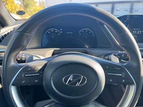 Used 2023 Hyundai Sonata SEL Plus image 9