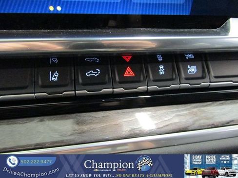 Certified 2025 Chevrolet Silverado 2500 LTZ AWD/4WD image 39