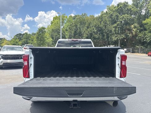 Used 2022 Chevrolet Silverado 3500 LTZ w/ LTZ Convenience Package AWD/4WD image 32