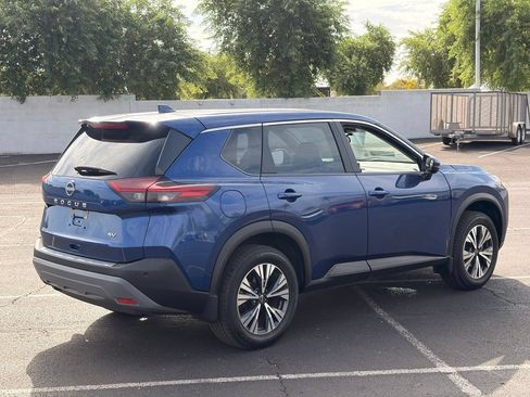 Certified 2023 Nissan Rogue SV FWD image 6