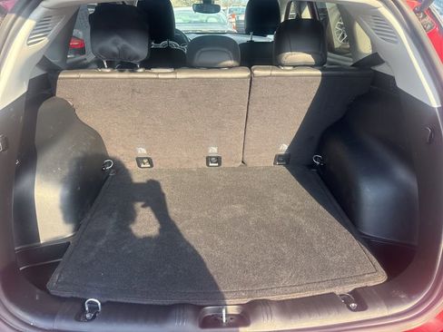 Used 2019 Jeep Compass Latitude w/ Popular Equipment Group image 17