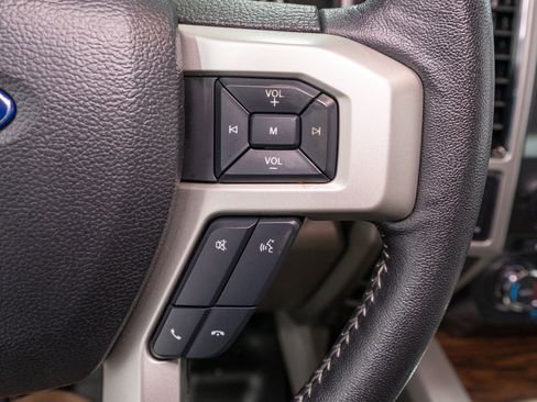 Used 2018 Ford F150 Lariat AWD/4WD image 31