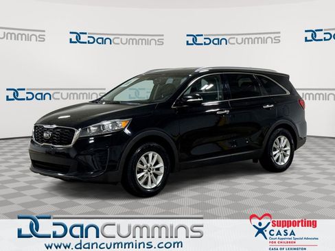 Used 2019 Kia Sorento LX w/ LX Convenience Package image 1