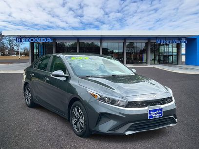 Used 2024 Kia Forte LXS w/ LXS Technology Package