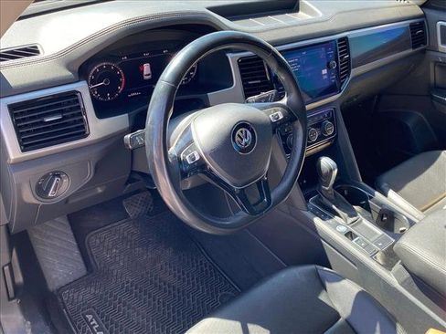 Used 2019 Volkswagen Atlas SEL FWD image 13