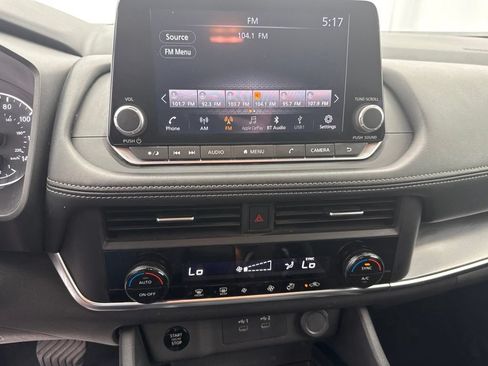 Used 2024 Nissan Rogue SV AWD/4WD image 22