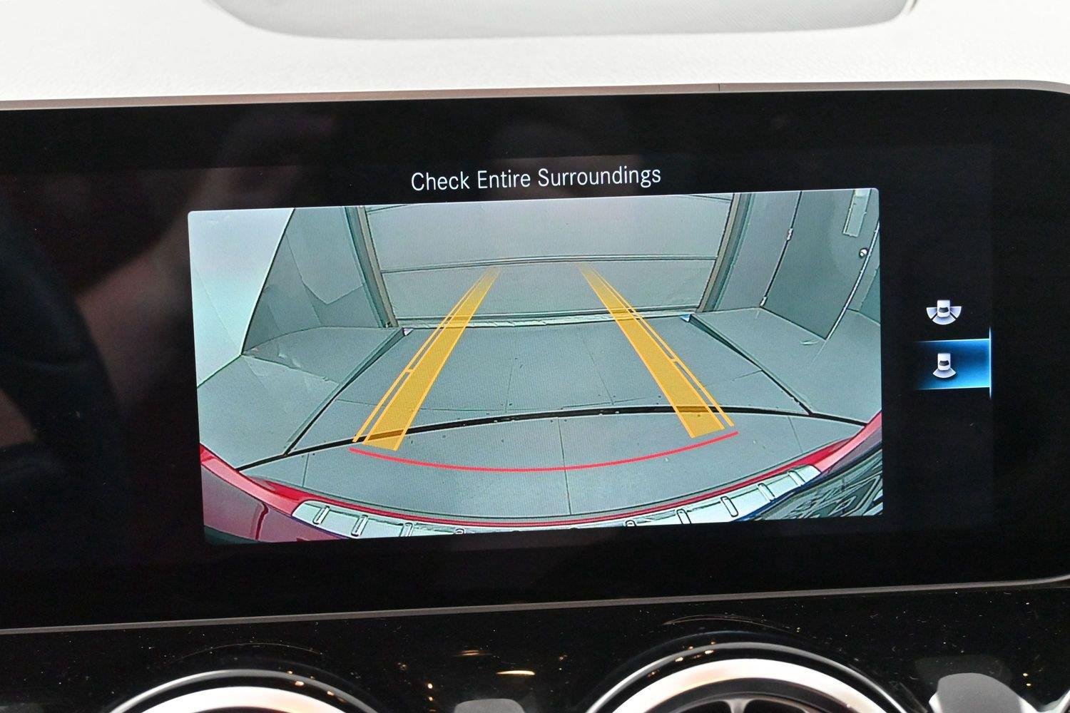 Used 2021 Mercedes-Benz GLA 250 w/ Premium Package image 23