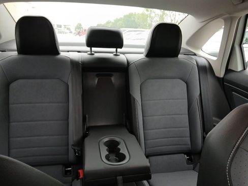 New 2026 Volkswagen Jetta SE FWD image 24