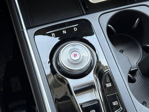 New 2026 Kia Carnival SX image 27