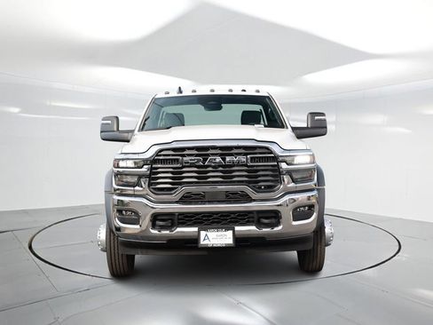 New 2026 RAM 5500 Tradesman w/ Chrome Appearance Group AWD/4WD image 4