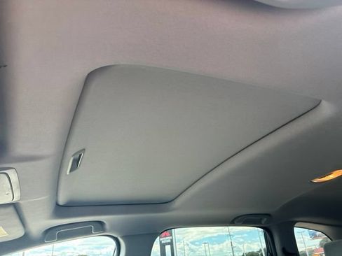 Used 2017 Honda CR-V EX image 21