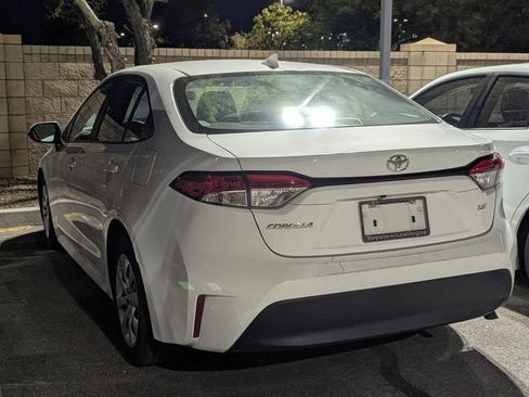 Used 2023 Toyota Corolla LE FWD image 6