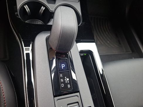 New 2026 Toyota Prius Plug-In Hybrid FWD image 13