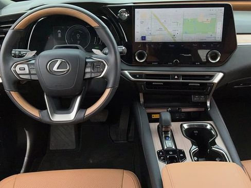 Used 2024 Lexus RX 350h w/ Convenience Package AWD/4WD image 12