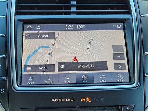 Used 2019 Lincoln Nautilus Reserve FWD image 18