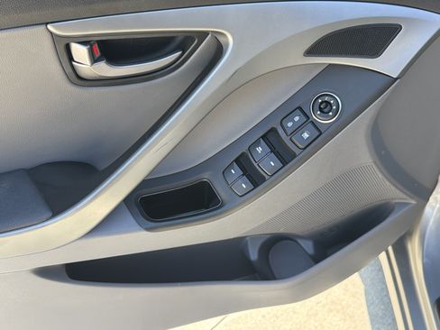 Used 2014 Hyundai Elantra Sport FWD image 14