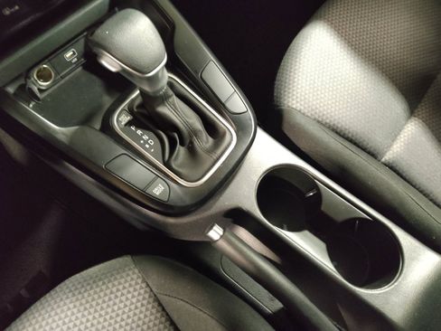 Used 2025 Kia Soul S image 26