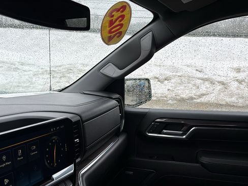 Certified 2023 Chevrolet Silverado 1500 LTZ image 24