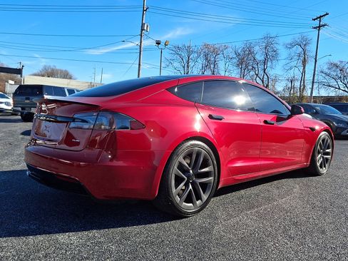 Used 2021 Tesla Model S Plaid image 6