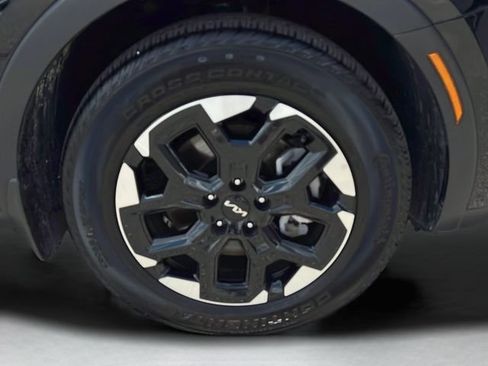 Used 2025 Kia Sorento S w/ Panoramic Sunroof Package FWD image 10