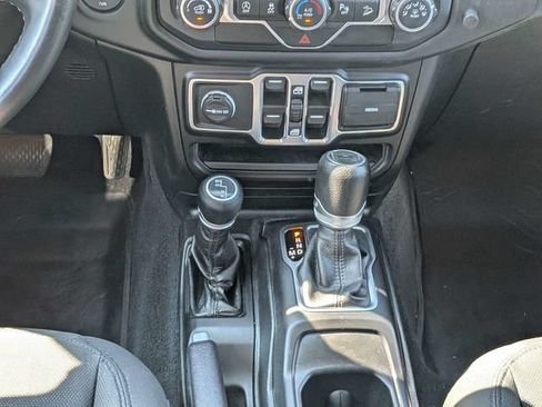 Certified 2020 Jeep Wrangler Unlimited Sport AWD/4WD image 19