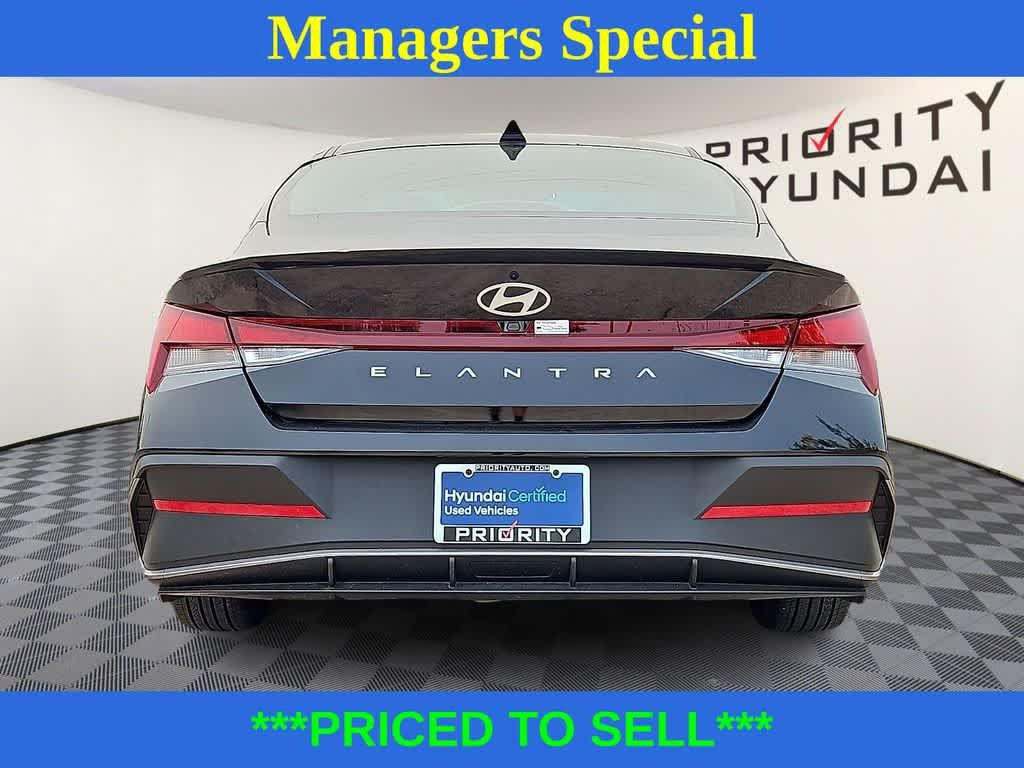 Certified 2025 Hyundai Elantra Sport w/ Cargo Package FWD image 5