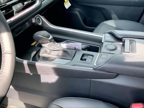 New 2026 Toyota Grand Highlander AWD Hybrid image 8