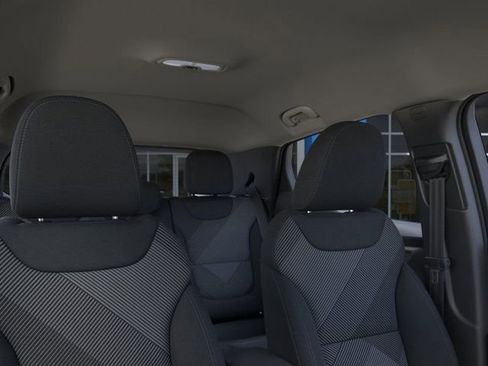 New 2027 Chevrolet Bolt LT FWD image 24