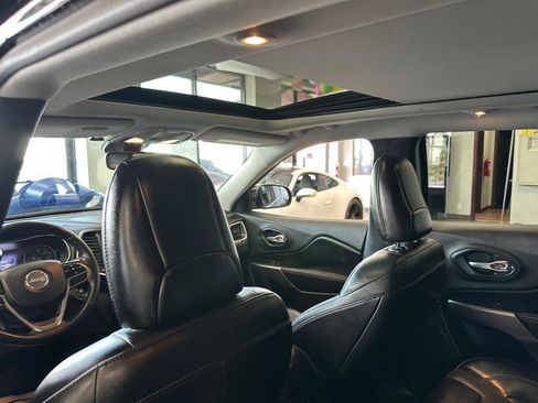 Used 2021 Jeep Cherokee Latitude Lux w/ Sun & Sound Group image 27