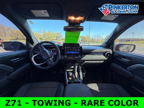 Used 2023 Chevrolet Colorado Z71 w/ Z71 Convenience Package 2 AWD/4WD image 7