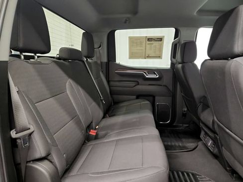 Used 2025 Chevrolet Silverado 1500 LT AWD/4WD image 27