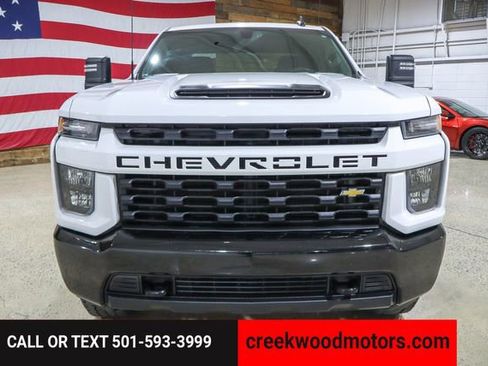 Used 2022 Chevrolet Silverado 2500 Custom w/ Custom Value Package image 18