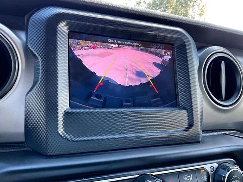 Used 2020 Jeep Wrangler Unlimited Sport S image 24