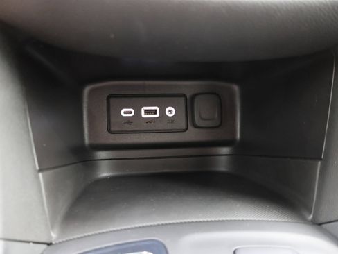 Used 2024 Chevrolet Equinox RS w/ LPO, Floor Liner Package AWD/4WD image 45