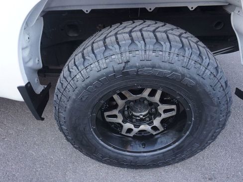 Used 2019 Chevrolet Silverado 1500 LT w/ All-Star Edition AWD/4WD image 12