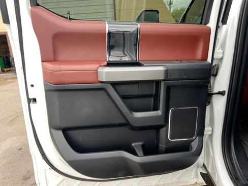 Used 2020 Ford F350 Platinum AWD/4WD image 36