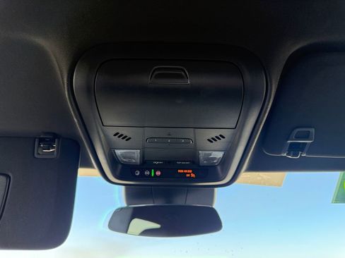 Certified 2025 Cadillac XT4 Premium Luxury image 24