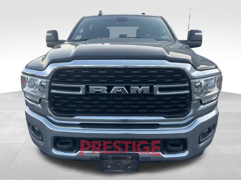 Used 2024 RAM 2500 Big Horn AWD/4WD image 3