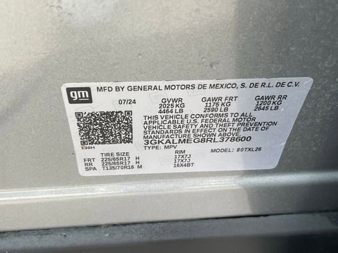 Used 2024 GMC Terrain SLE w/ Driver Convenience Package FWD image 33