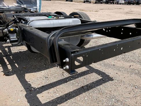 New 2027 Ford E-350 and Econoline 350 Super Duty w/ Power Equipment Group RWD image 11