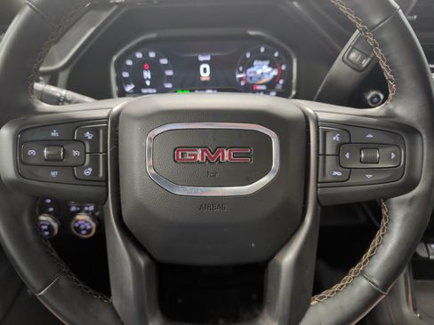 Used 2025 GMC Sierra 2500 AT4 w/ AT4 Premium Plus Package AWD/4WD image 11