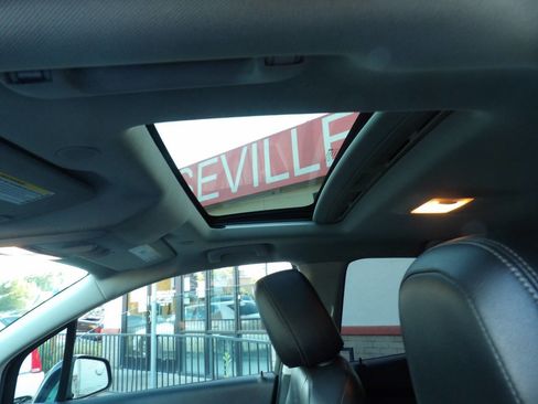 Used 2013 Buick Encore Leather FWD image 9