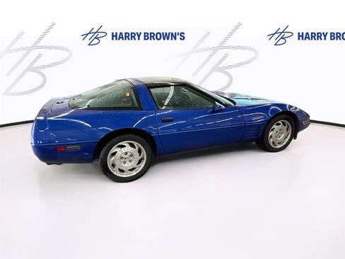 Used 1994 Chevrolet Corvette Coupe RWD image 5