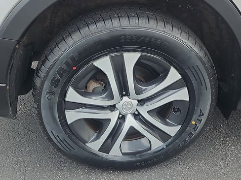 Used 2017 Toyota RAV4 LE image 22