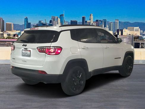 Used 2026 Jeep Compass Latitude AWD/4WD image 4