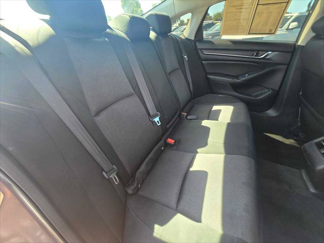 Used 2020 Honda Accord EX image 12