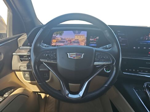 Used 2023 Cadillac Escalade Premium Luxury AWD/4WD image 13