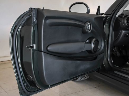 Used 2016 MINI Cooper 2-Door Hardtop image 28