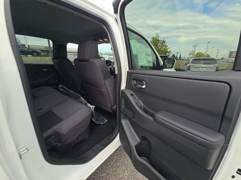 New 2026 Nissan Frontier SV AWD/4WD image 14